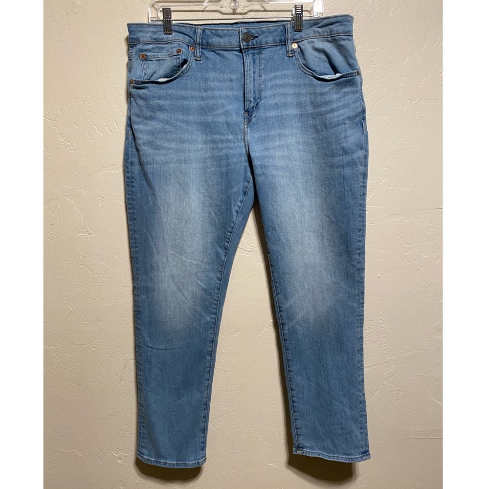 American Eagle Next Level Airflex Light Jeans
